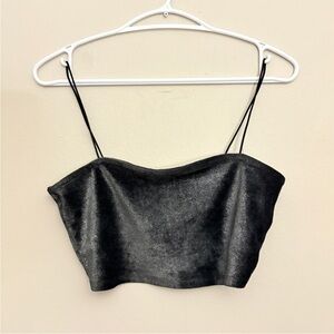 ✌️2/$10✌️ Garage Shimmering Black Velvet Cropped Camisole Top – Size Medium EUC